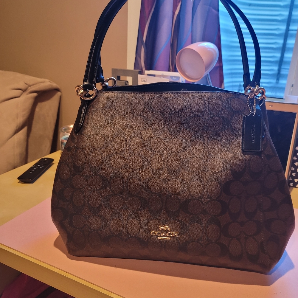 COACH Hallie shoulder bag